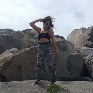 Meet your Posher, Ella